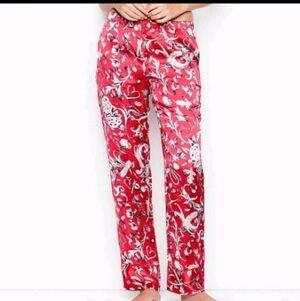 Victoria's Secret Red and White Floral  Patterned Pajama Pants Size Large